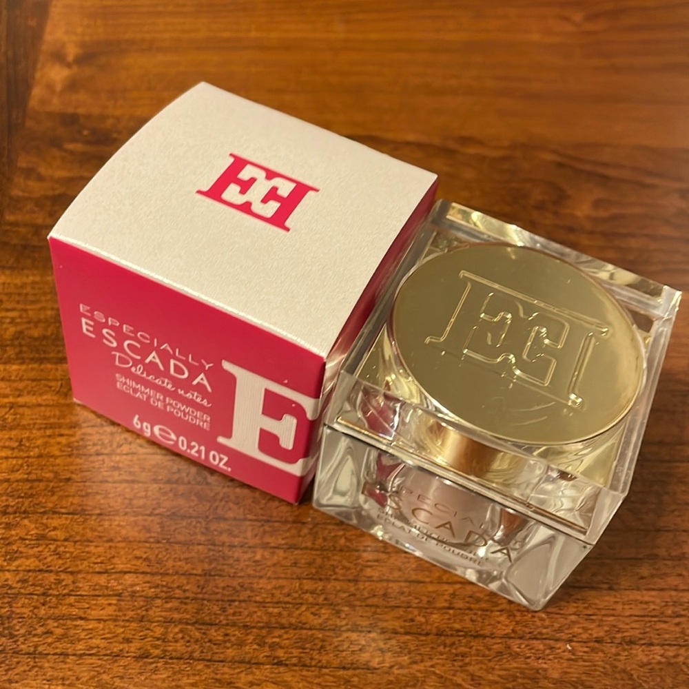 ESCADA Shimmer Setting Powder 6g/0.21 oz NIB